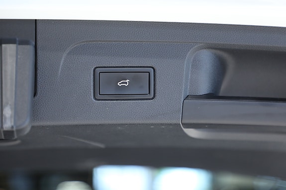 Volkswagen Touran 10 of 30