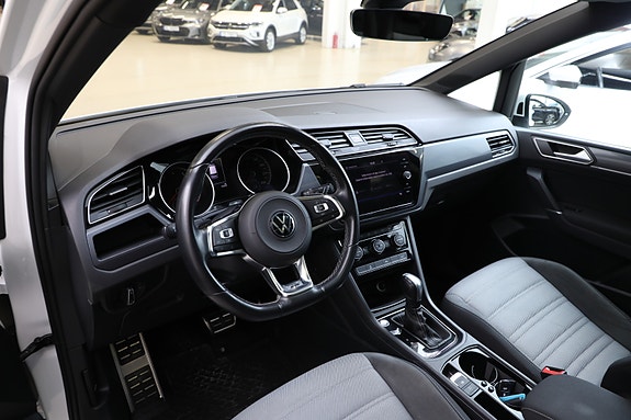 Volkswagen Touran 25 of 30