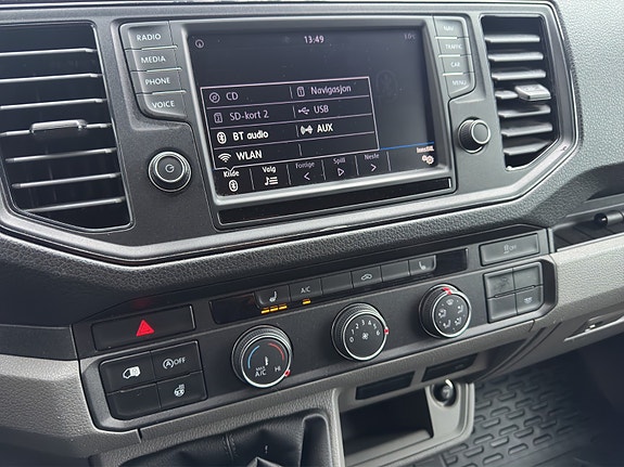 Volkswagen Crafter 17 of 28