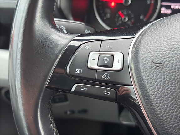 Volkswagen Crafter 13 of 28