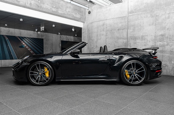 Porsche 911 7 of 30