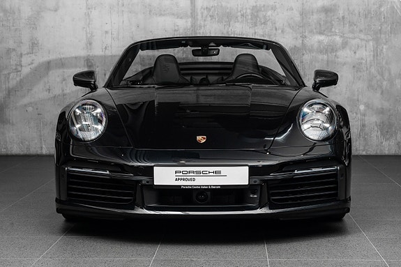 Porsche 911 4 of 30