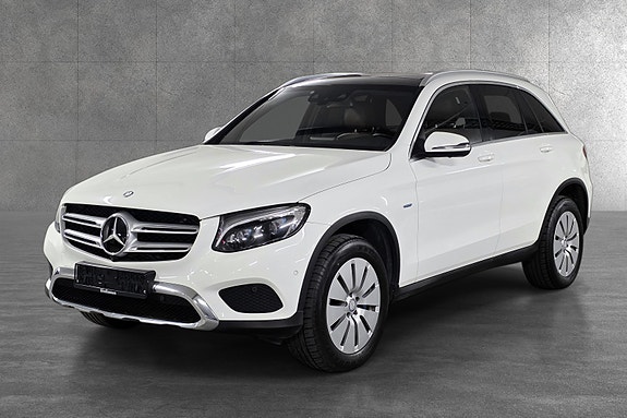 Mercedes-Benz GLC350 e 5 of 30