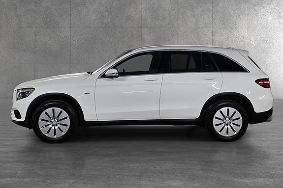 Mercedes-Benz GLC350 e 7 of 30