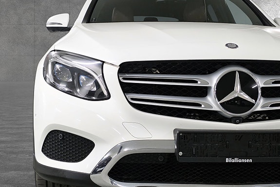 Mercedes-Benz GLC350 e 4 of 30