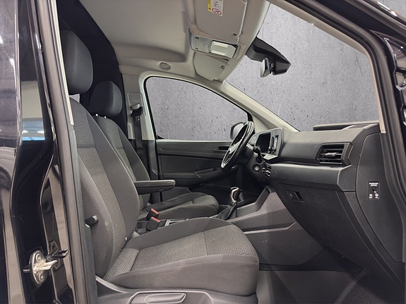 Volkswagen Caddy Maxi 8 of 22