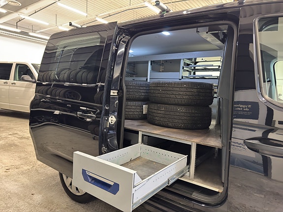 Volkswagen Caddy Maxi 20 of 22