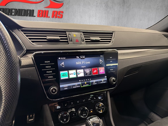 Skoda Superb 16 of 29