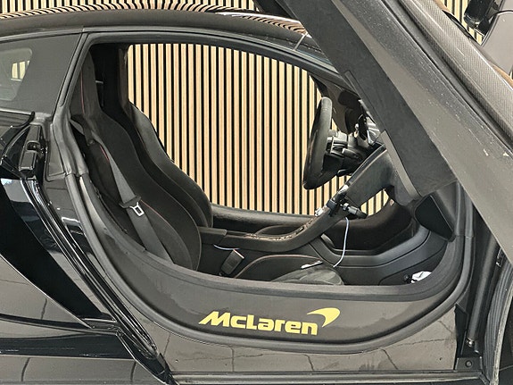 McLaren 650S 14 of 30