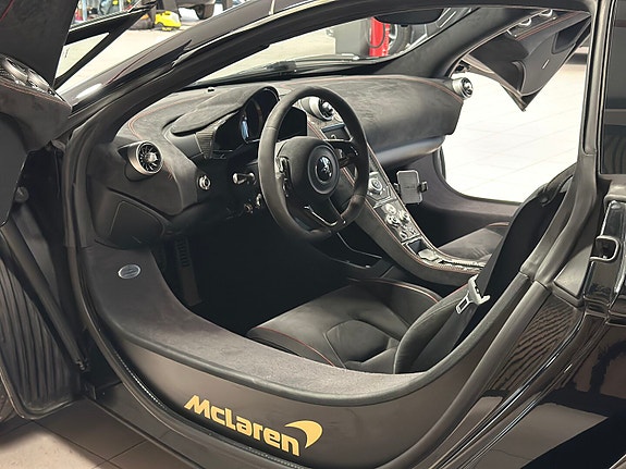 McLaren 650S 16 of 30