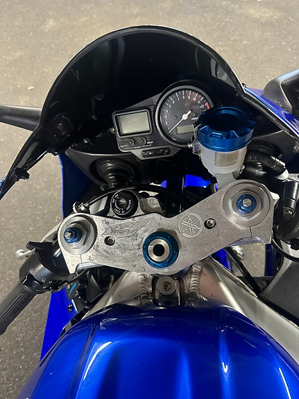 Yamaha YZF-R1 10 of 11