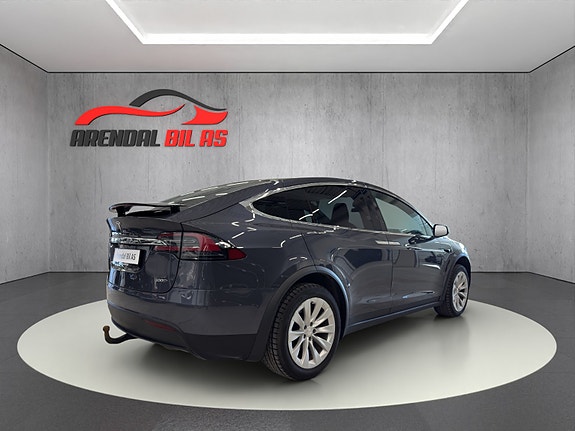Tesla Model X 5 of 23
