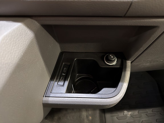 Volkswagen Transporter 22 of 24