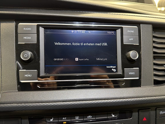 Volkswagen Transporter 15 of 24