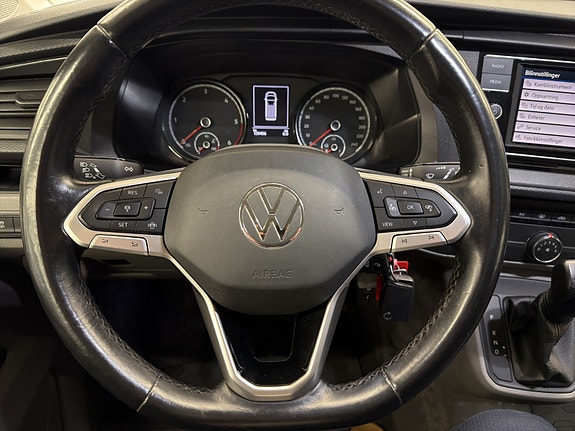 Volkswagen Transporter 18 of 24