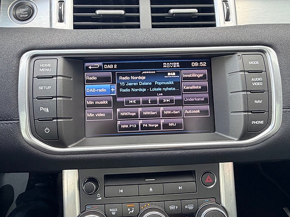 Land Rover Range Rover Evoque 18 of 24