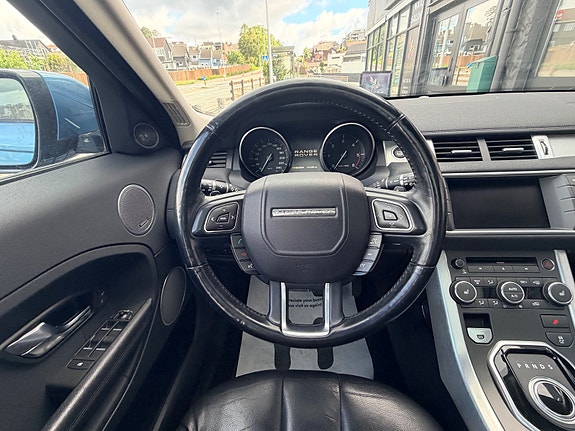 Land Rover Range Rover Evoque 10 of 24