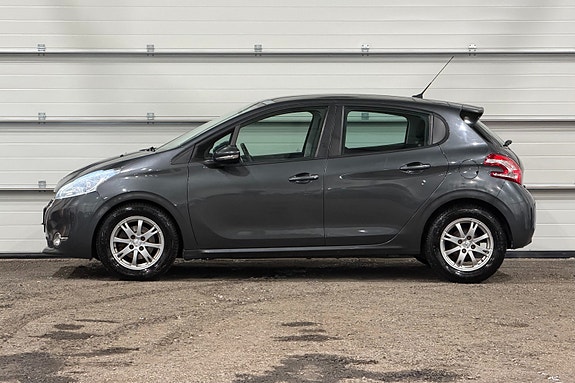 Peugeot 208 5 of 23