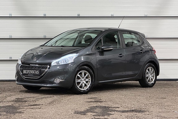 Peugeot 208 7 of 23