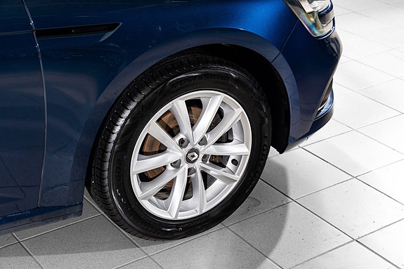 Renault Megane IV 9 of 26