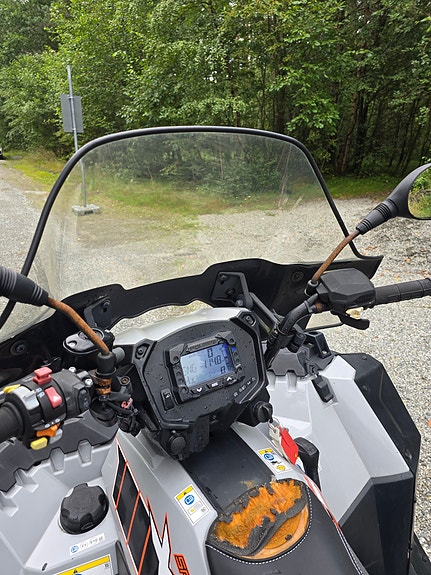 Polaris Sportsman Touring XP 1000 EPS 11 of 16