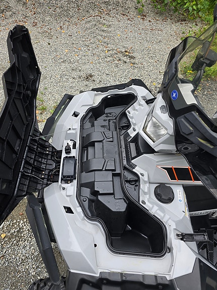 Polaris Sportsman Touring XP 1000 EPS 14 of 16