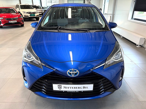 Toyota Yaris 9 of 18