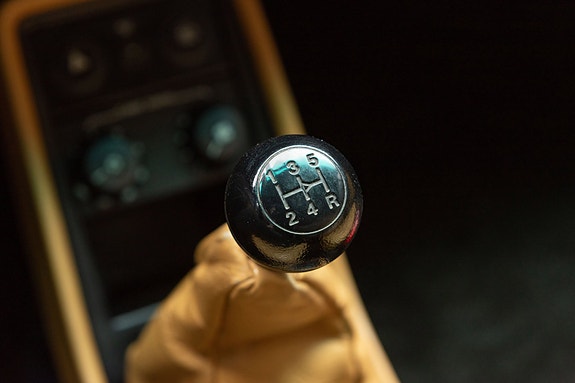 Porsche 911 15 of 30