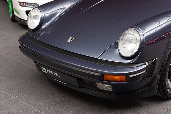 Porsche 911 26 of 30