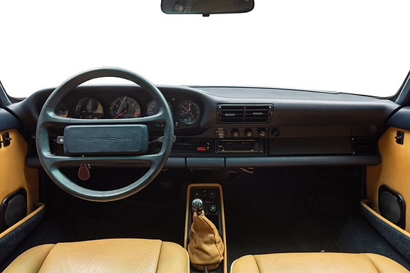 Porsche 911 11 of 30