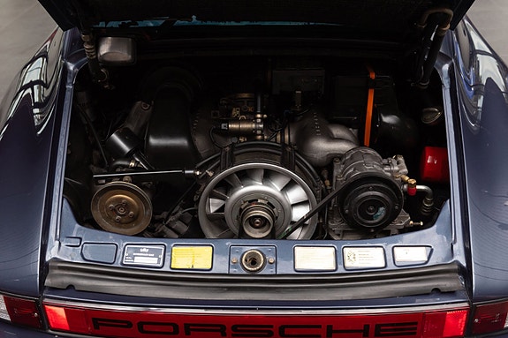 Porsche 911 22 of 30