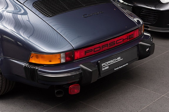 Porsche 911 28 of 30