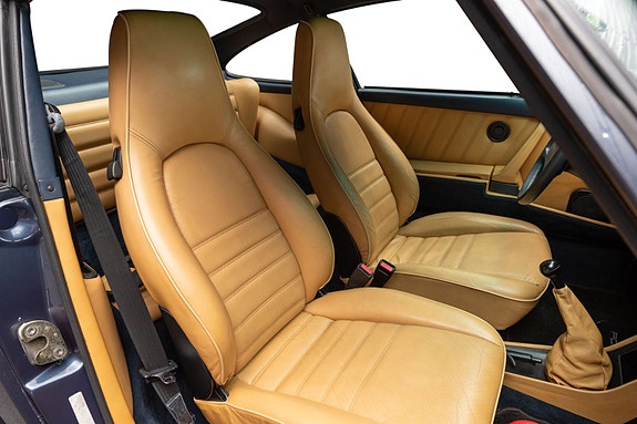 Porsche 911 19 of 30