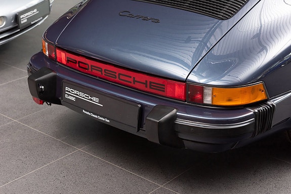 Porsche 911 27 of 30