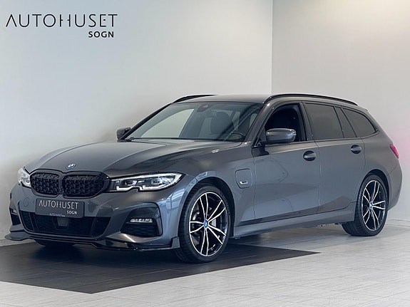 BMW 330e