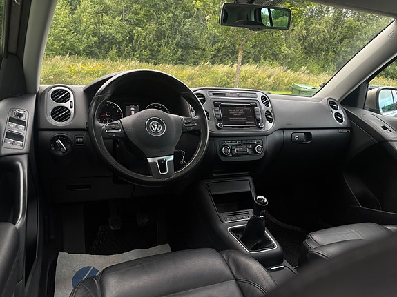 Volkswagen Tiguan 21 of 30