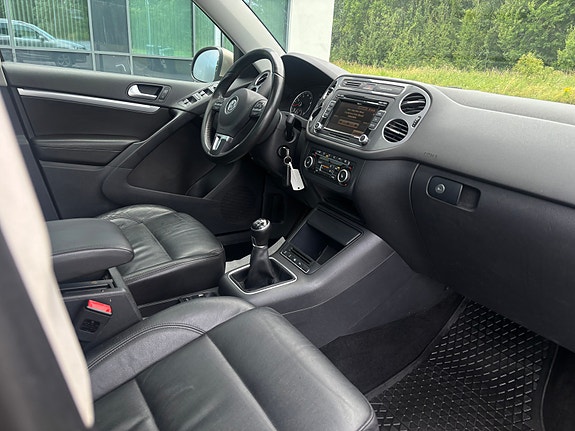 Volkswagen Tiguan 25 of 30