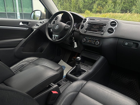 Volkswagen Tiguan 23 of 30