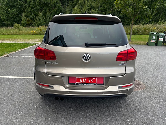 Volkswagen Tiguan 9 of 30