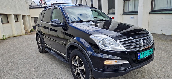 SsangYong Rexton 2 of 30