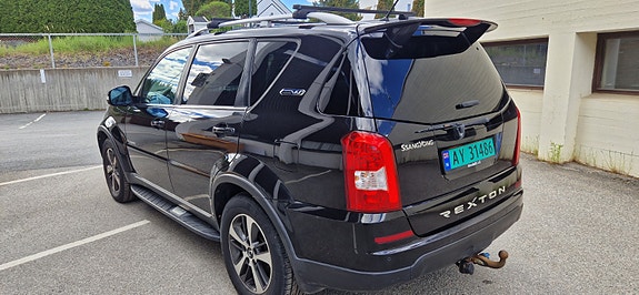 SsangYong Rexton 3 of 30