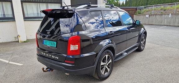 SsangYong Rexton 4 of 30