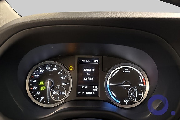 Mercedes-Benz eVito 111 11 of 16