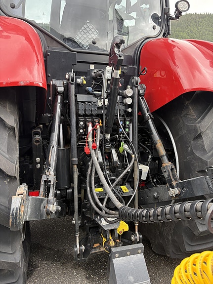 CASE IH Puma 240 6 of 8