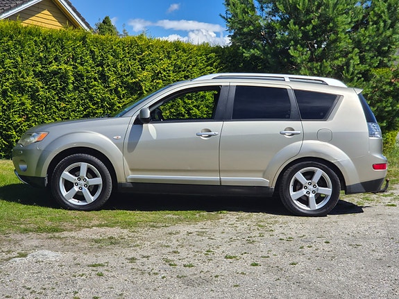 Mitsubishi Outlander 7 of 21