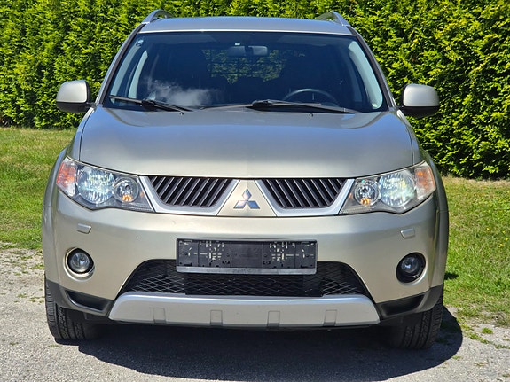 Mitsubishi Outlander 4 of 21