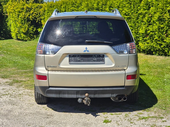 Mitsubishi Outlander 10 of 21