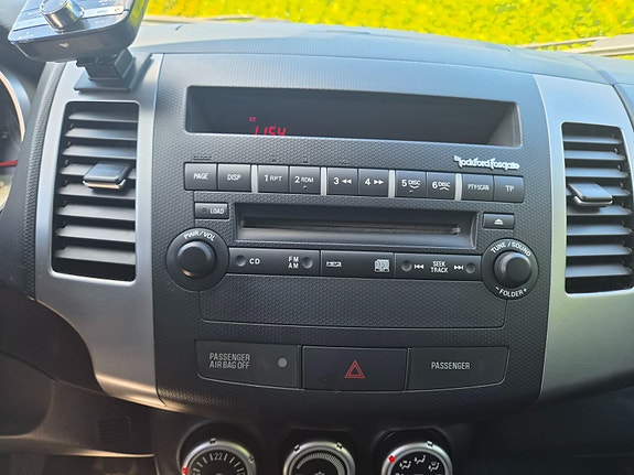 Mitsubishi Outlander 15 of 21