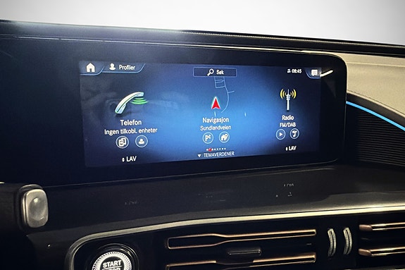 Mercedes-Benz EQC400 22 of 27