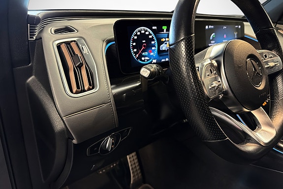 Mercedes-Benz EQC400 19 of 27